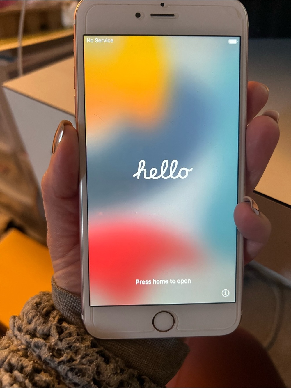 Apple iPhone White Front with Rose Gold Frame